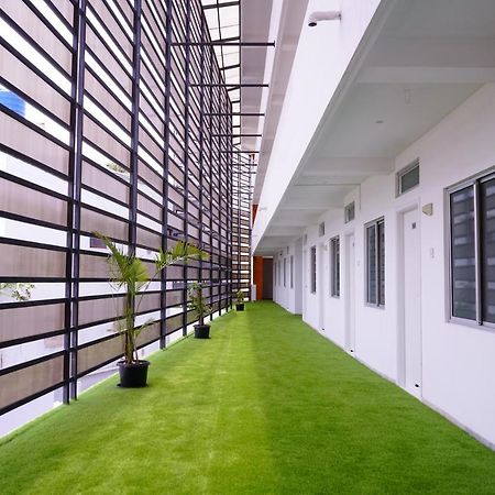 Hotel Nachas Coimbatore Exteriör bild