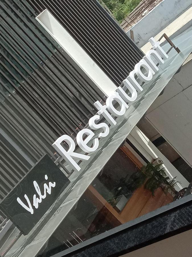 Hotel Nachas Coimbatore Exteriör bild