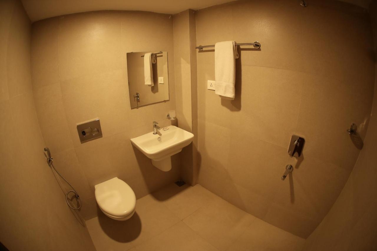 Hotel Nachas Coimbatore Exteriör bild